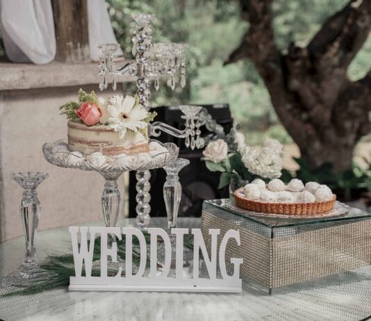 Suknia dwuczęściowa – hit nadchodzącego sezonu