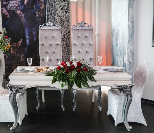 Jak pogodzić różnice zdań z przyszłymi teściami?