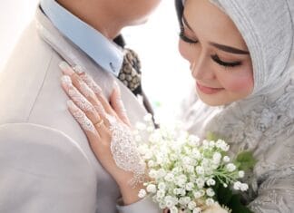 Dekoracje z papieru, drewna i materiałów naturalnych