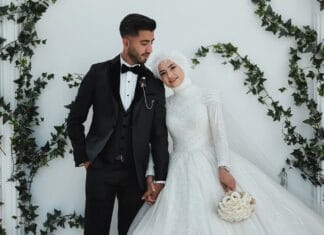 Co zrobić, gdy goście nie potwierdzają przybycia?