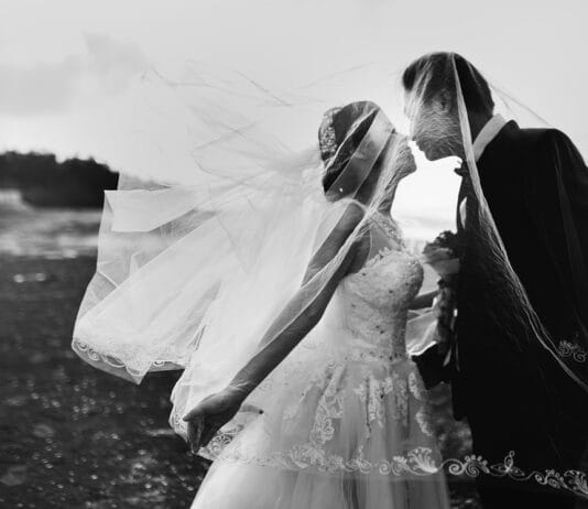 Jakie formalności czekają po ślubie?