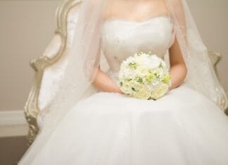 Czy czerń na wesele to faux pas? Obalamy mity!